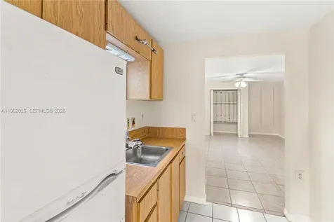 6365 SW 33rd Street Miami FL 33155