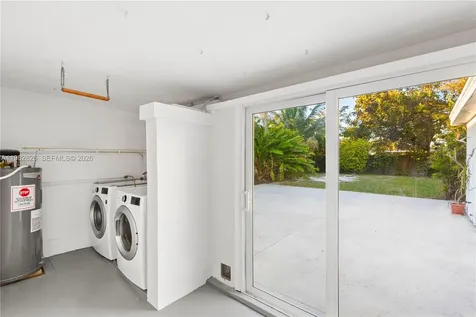 6365 SW 33rd Street Miami FL 33155