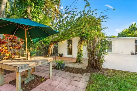 6365 SW 33rd Street Miami FL 33155