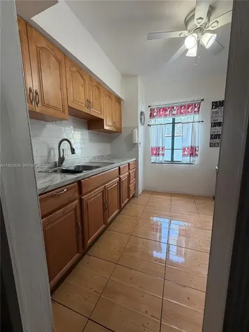 2460 NW 33rd Street Miami FL 33142