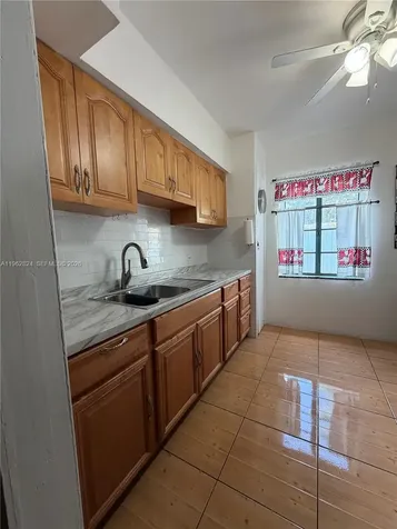 2460 NW 33rd Street Miami FL 33142