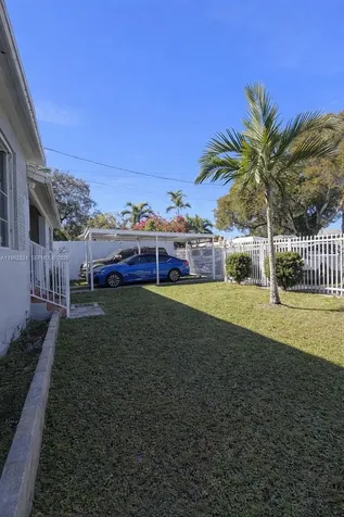2460 NW 33rd Street Miami FL 33142