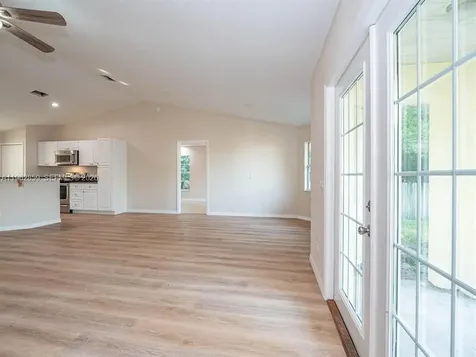 8265 97th Avenue Vero Beach FL 32967