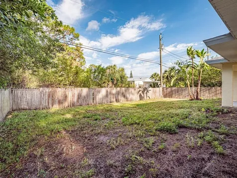 8265 97th Avenue Vero Beach FL 32967