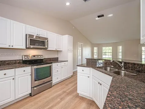 8265 97th Avenue Vero Beach FL 32967