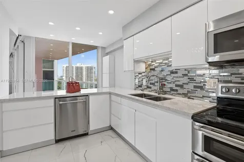 3370 Hidden Bay Drive Aventura FL 33180