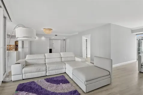 3370 Hidden Bay Drive Aventura FL 33180