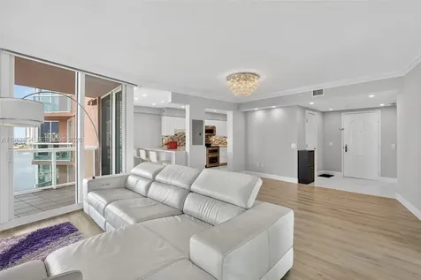 3370 Hidden Bay Drive Aventura FL 33180