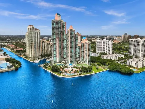 3370 Hidden Bay Drive Aventura FL 33180