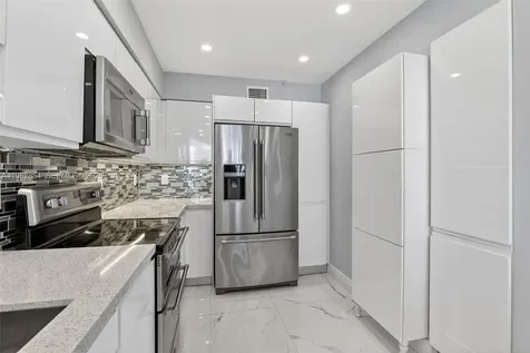 3370 Hidden Bay Drive Aventura FL 33180