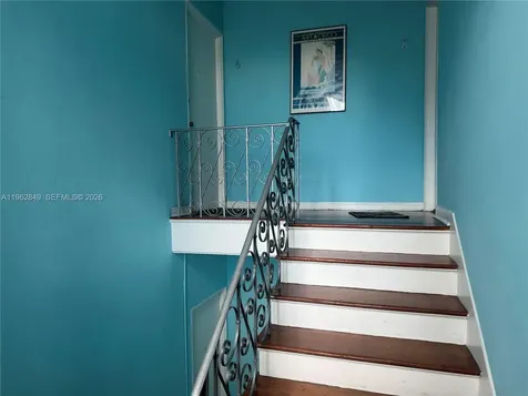 637 12th Street Miami Beach FL 33139