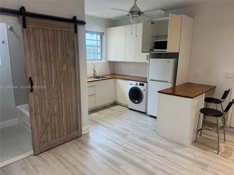 637 12th Street Miami Beach FL 33139