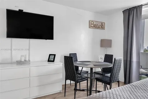 19201 Collins Avenue Sunny Isles Beach FL 33160