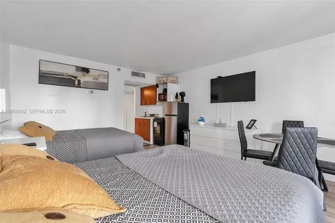 19201 Collins Avenue Sunny Isles Beach FL 33160