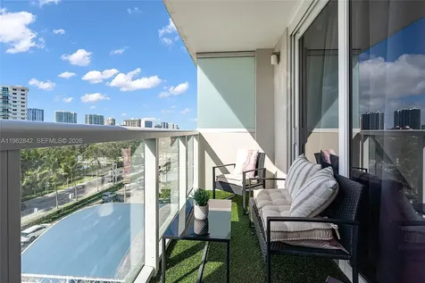 19201 Collins Avenue Sunny Isles Beach FL 33160