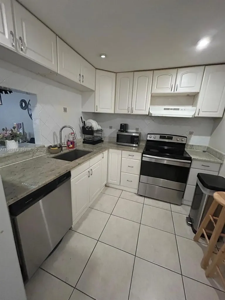 4314 NW 9th Avenue Deerfield Beach FL 33064