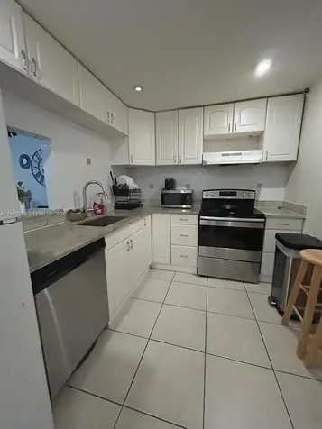 4314 NW 9th Avenue Deerfield Beach FL 33064