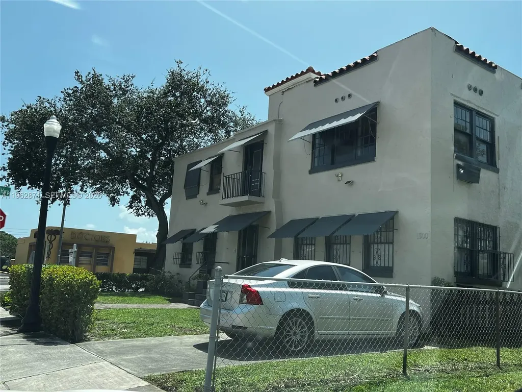 1800 Fillmore Street Hollywood FL 33020