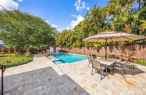 564 De Leon Drive Miami Springs FL 33166