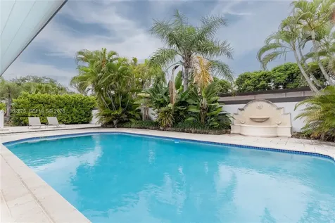 7300 SW 77th Avenue Miami FL 33143