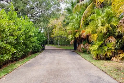 7300 SW 77th Avenue Miami FL 33143