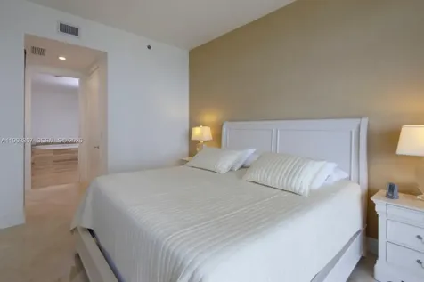 16001 Collins Avenue Sunny Isles Beach FL 33160