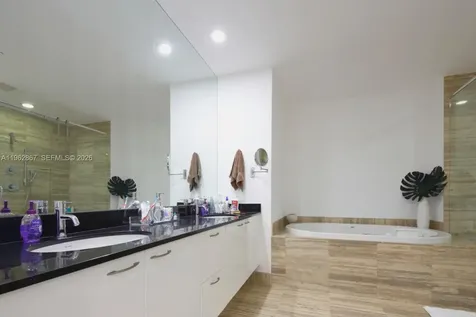 16001 Collins Avenue Sunny Isles Beach FL 33160