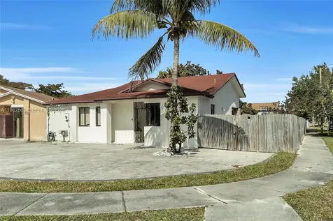 12201 SW 194th Terrace Miami FL 33177