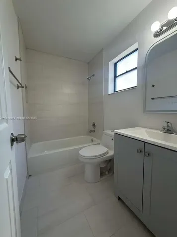 9719 N New River Canal Road Plantation FL 33324