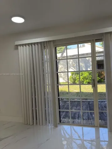9719 N New River Canal Road Plantation FL 33324
