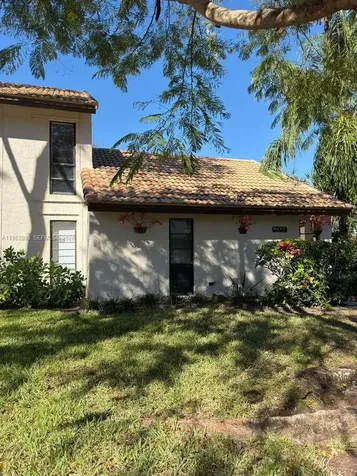 9719 N New River Canal Road Plantation FL 33324