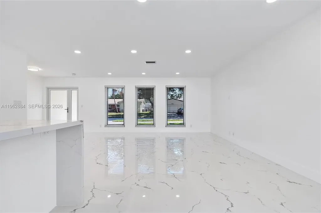 5711 NE 20th Terrace Fort Lauderdale FL 33308