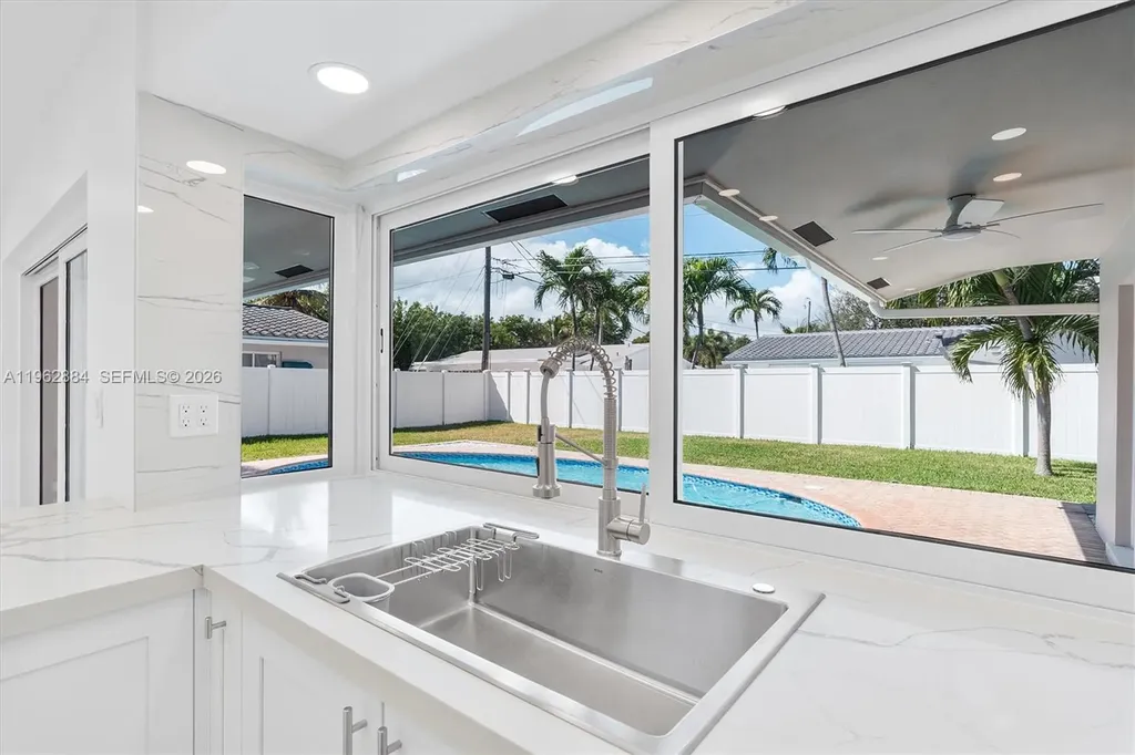 5711 NE 20th Terrace Fort Lauderdale FL 33308