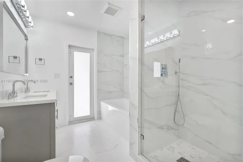 5711 NE 20th Terrace Fort Lauderdale FL 33308