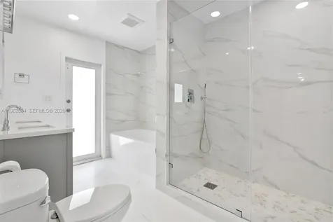 5711 NE 20th Terrace Fort Lauderdale FL 33308