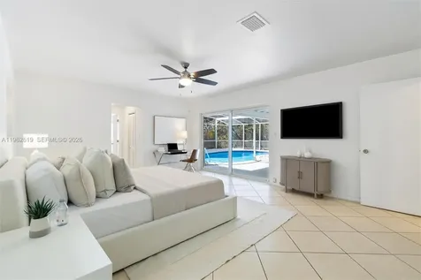 8260 SW 133rd Street Pinecrest FL 33156