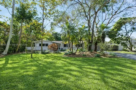 8260 SW 133rd Street Pinecrest FL 33156