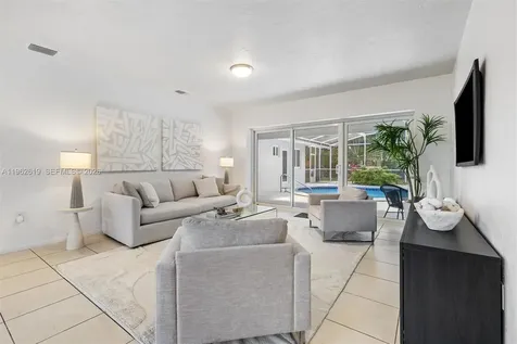 8260 SW 133rd Street Pinecrest FL 33156