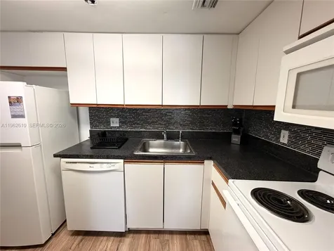770 Claughton Island Drive Miami FL 33131