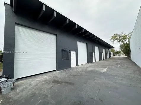 5812-5818 SW 25th Street West Park FL 33023
