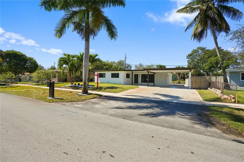451 SW 38th Terrace Fort Lauderdale FL 33312
