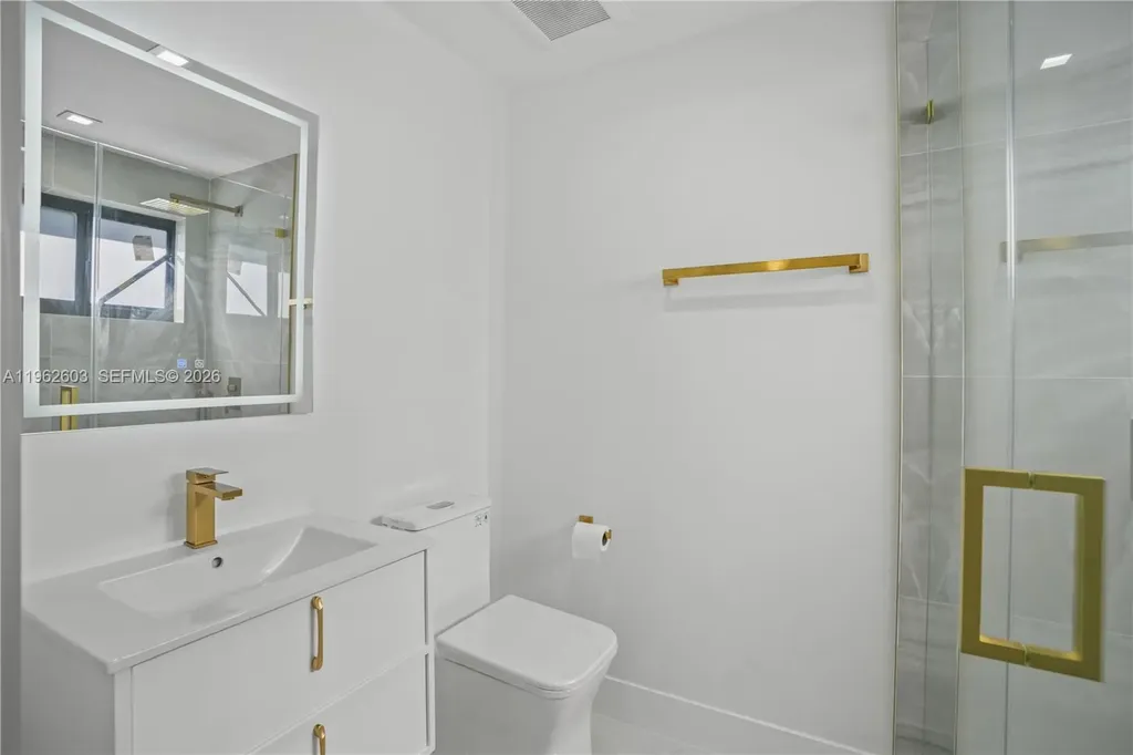 451 SW 38th Terrace Fort Lauderdale FL 33312