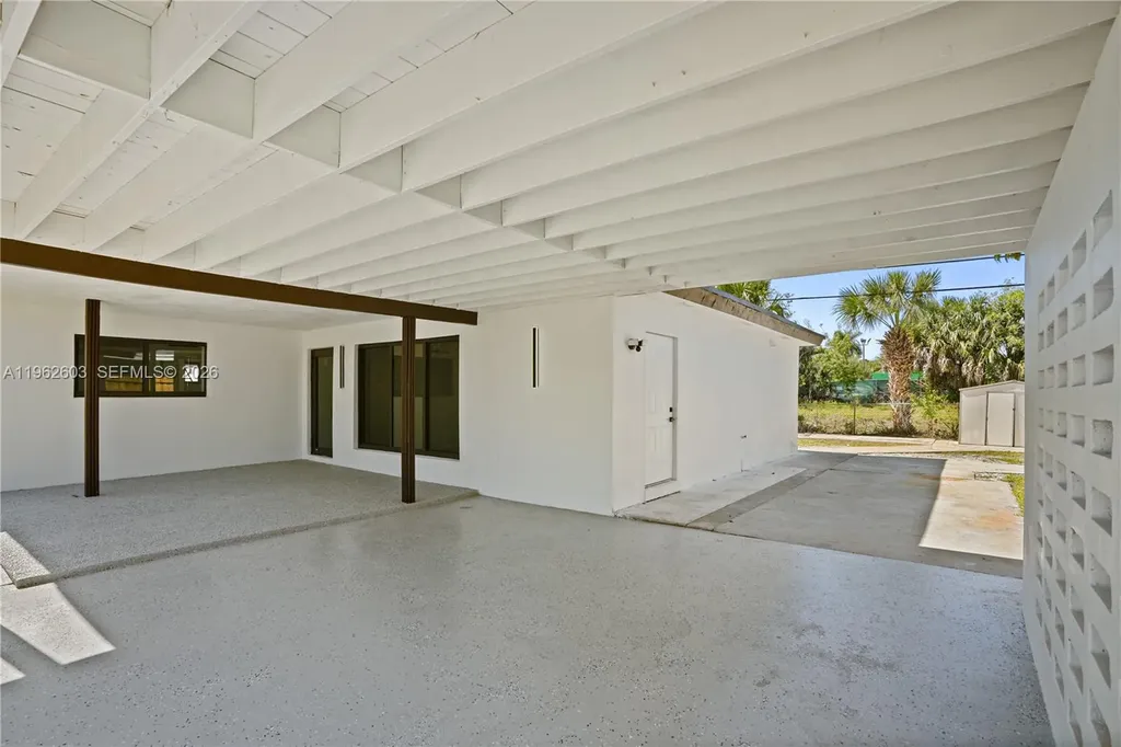 451 SW 38th Terrace Fort Lauderdale FL 33312