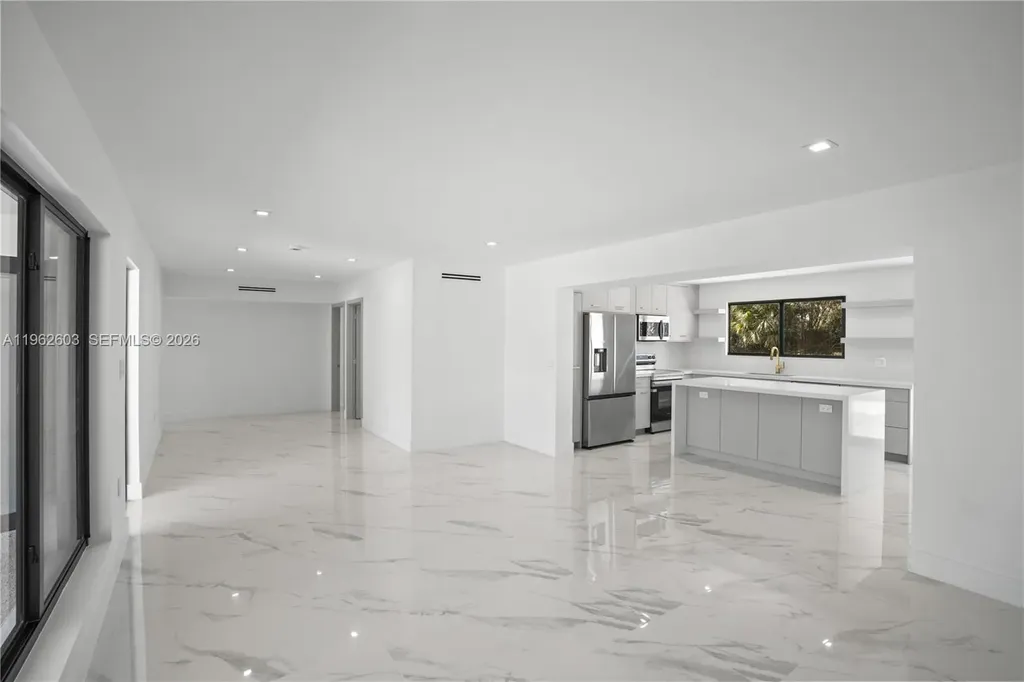 451 SW 38th Terrace Fort Lauderdale FL 33312