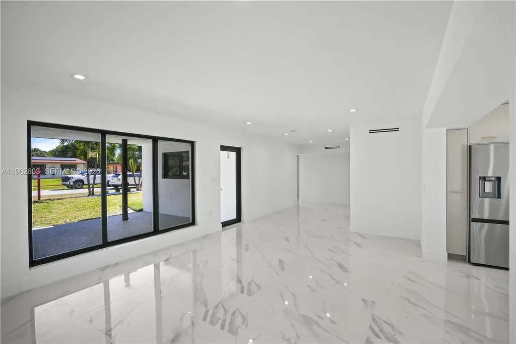 451 SW 38th Terrace Fort Lauderdale FL 33312