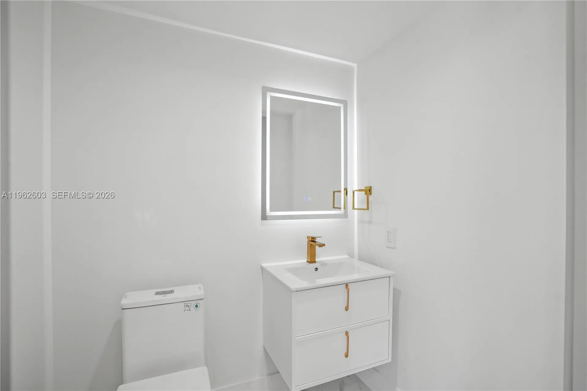 451 SW 38th Terrace Fort Lauderdale FL 33312