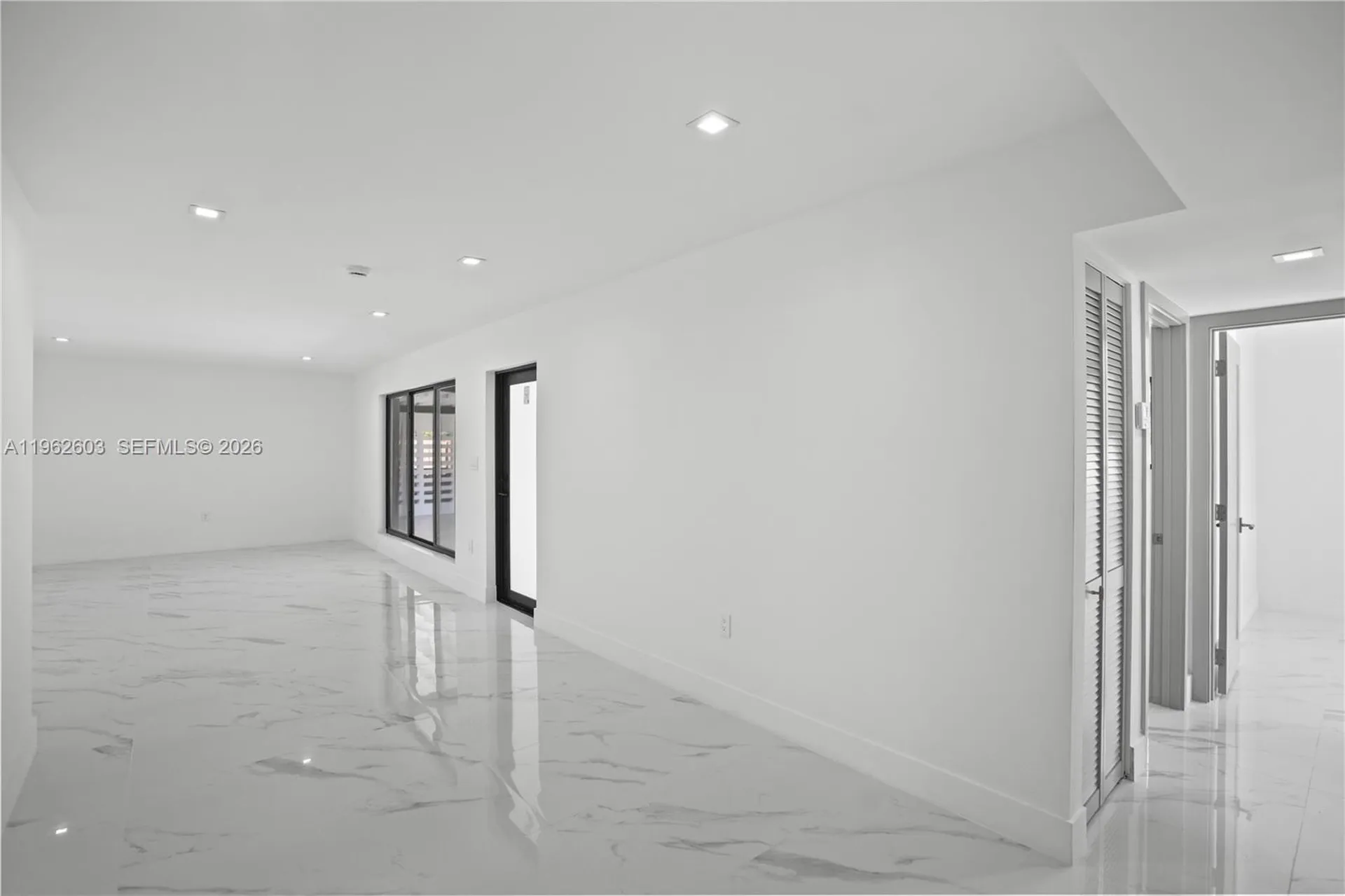 451 SW 38th Terrace Fort Lauderdale FL 33312