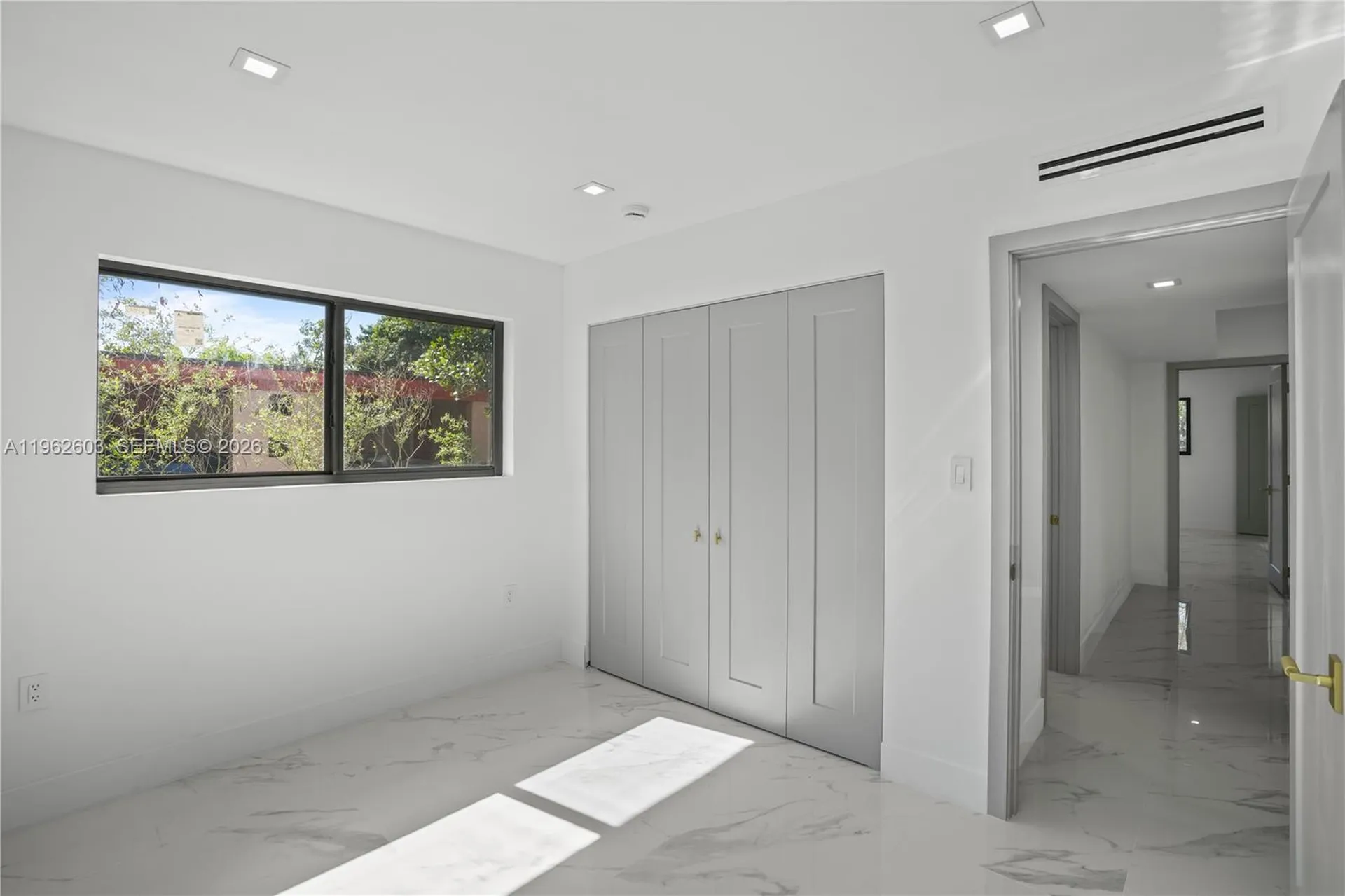 451 SW 38th Terrace Fort Lauderdale FL 33312