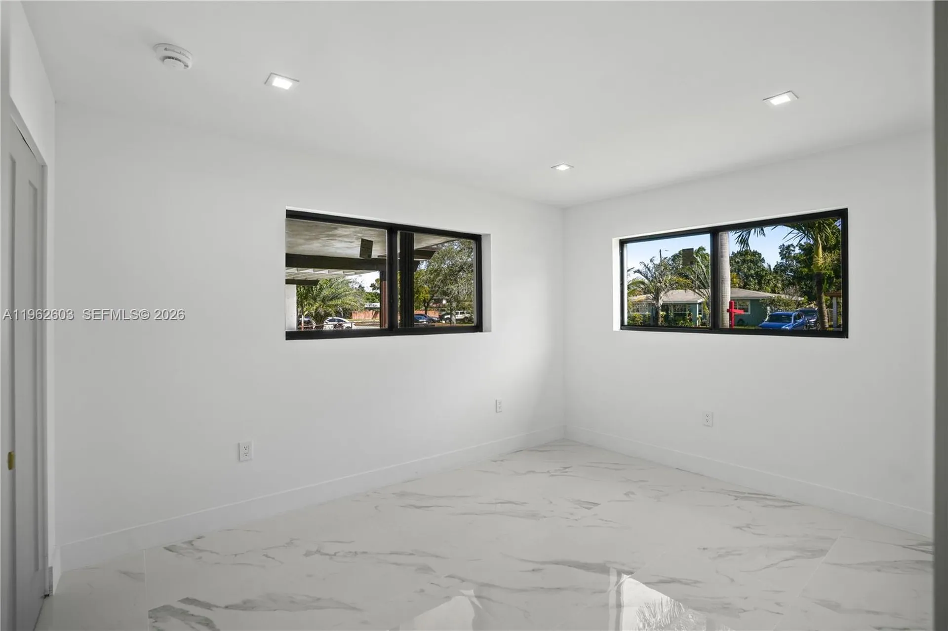 451 SW 38th Terrace Fort Lauderdale FL 33312