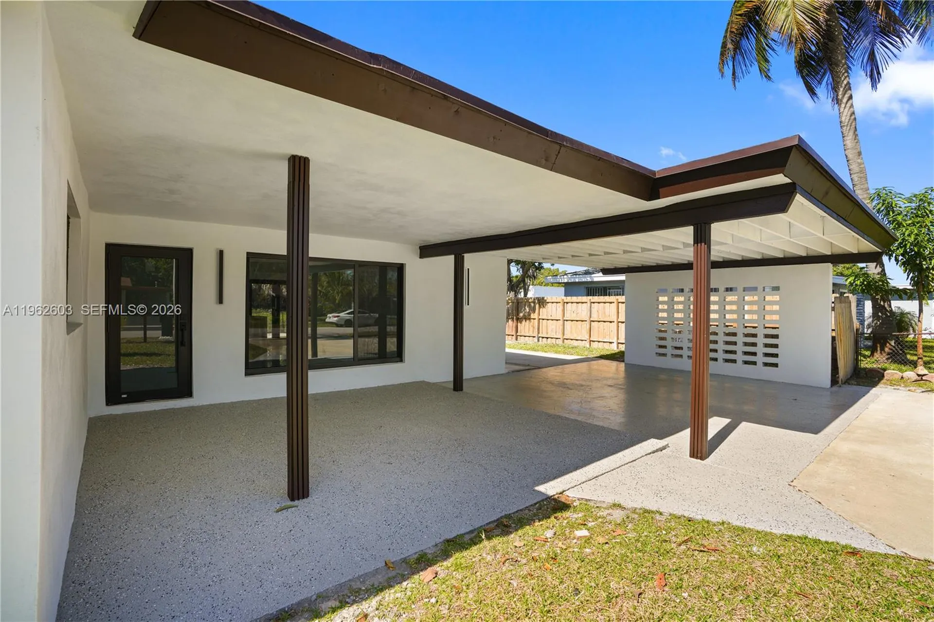 451 SW 38th Terrace Fort Lauderdale FL 33312